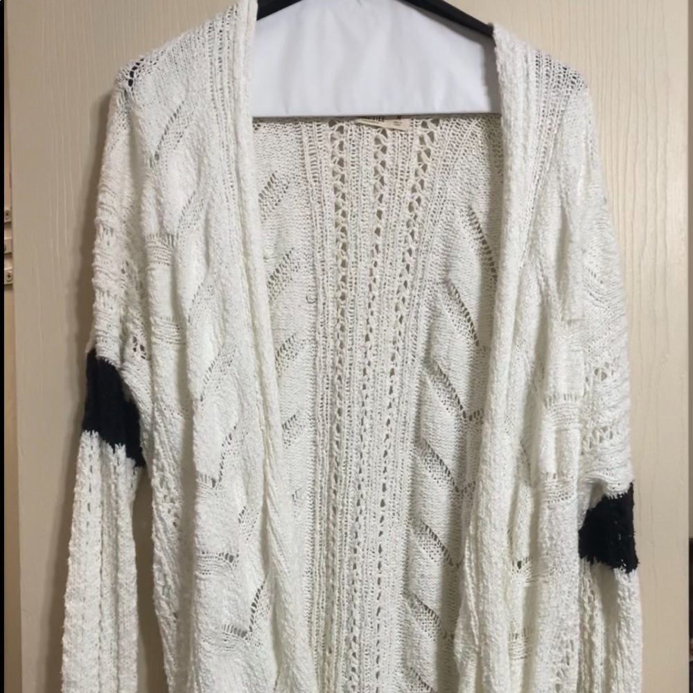 Hollister knitted cardigan